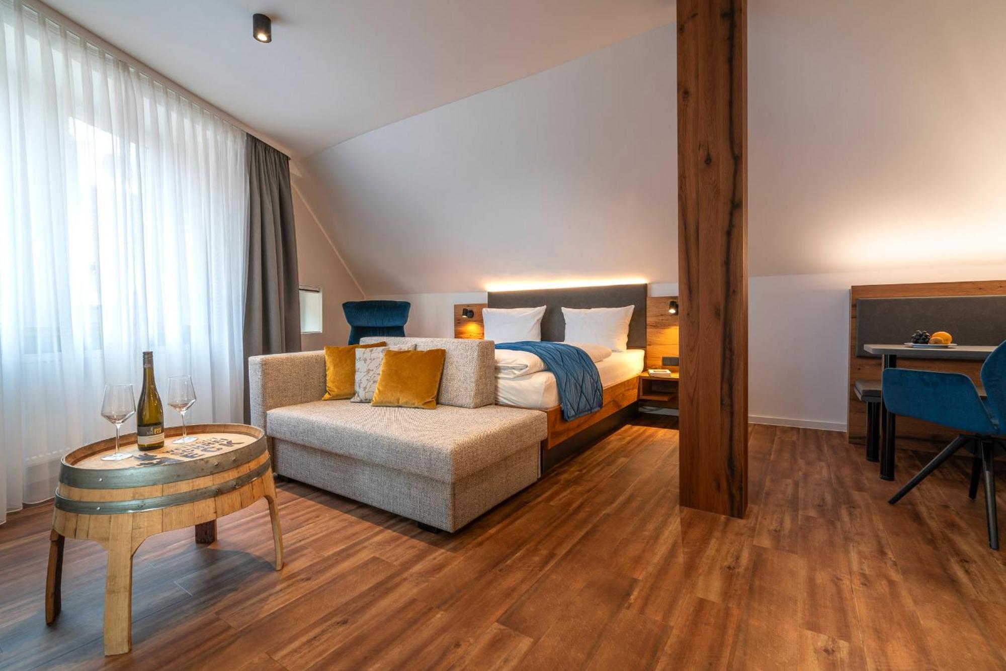 Weingut Schreieck Vinotel & Gutshaus Санкт-Мартин Экстерьер фото