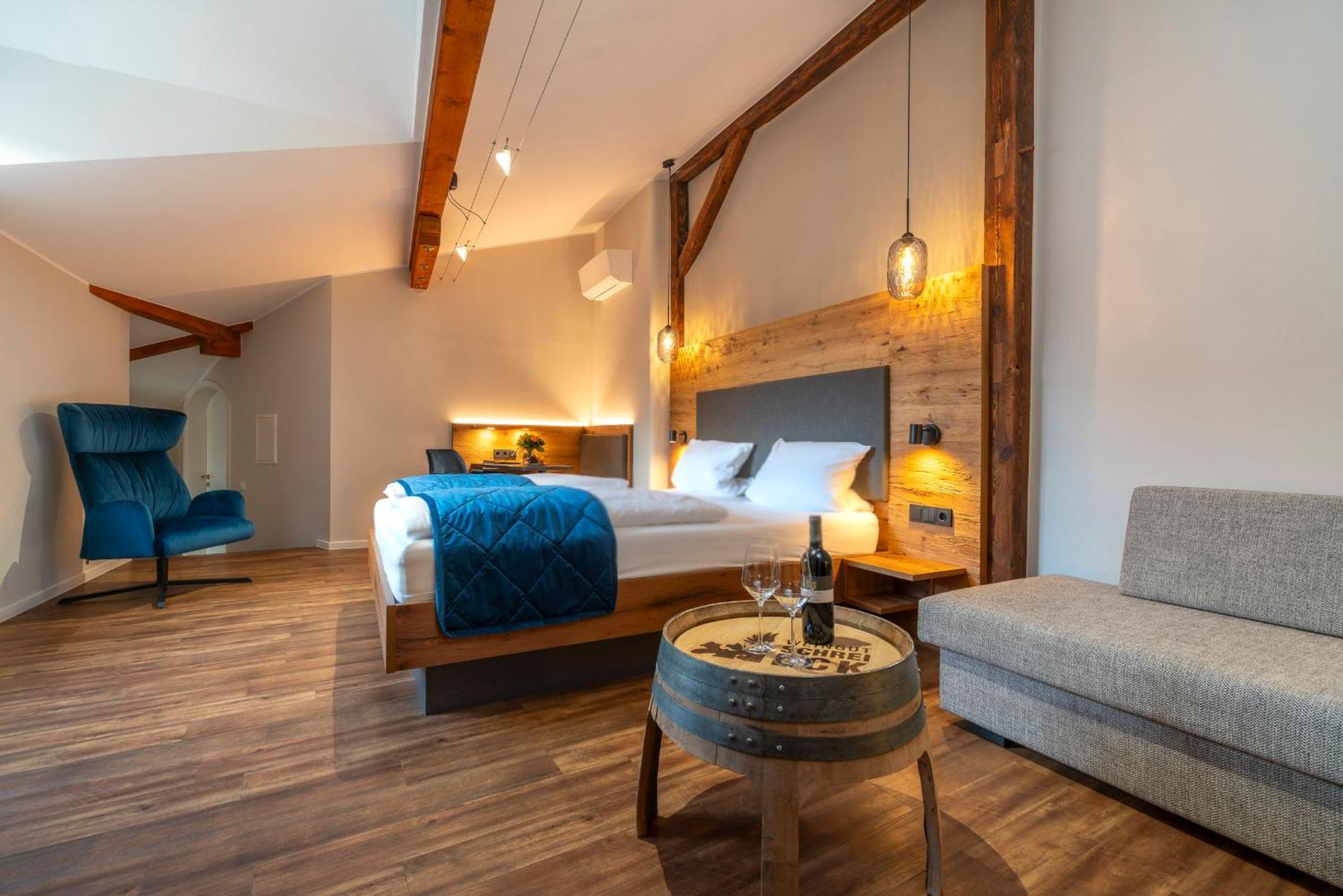Weingut Schreieck Vinotel & Gutshaus Санкт-Мартин Экстерьер фото
